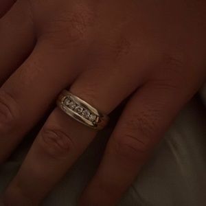 10k white gold and rose gold men’s band